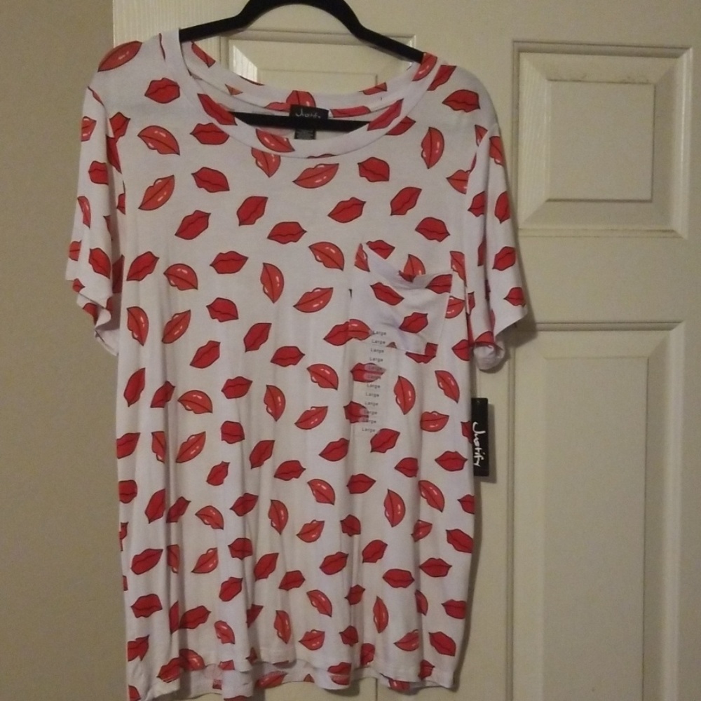 Tee